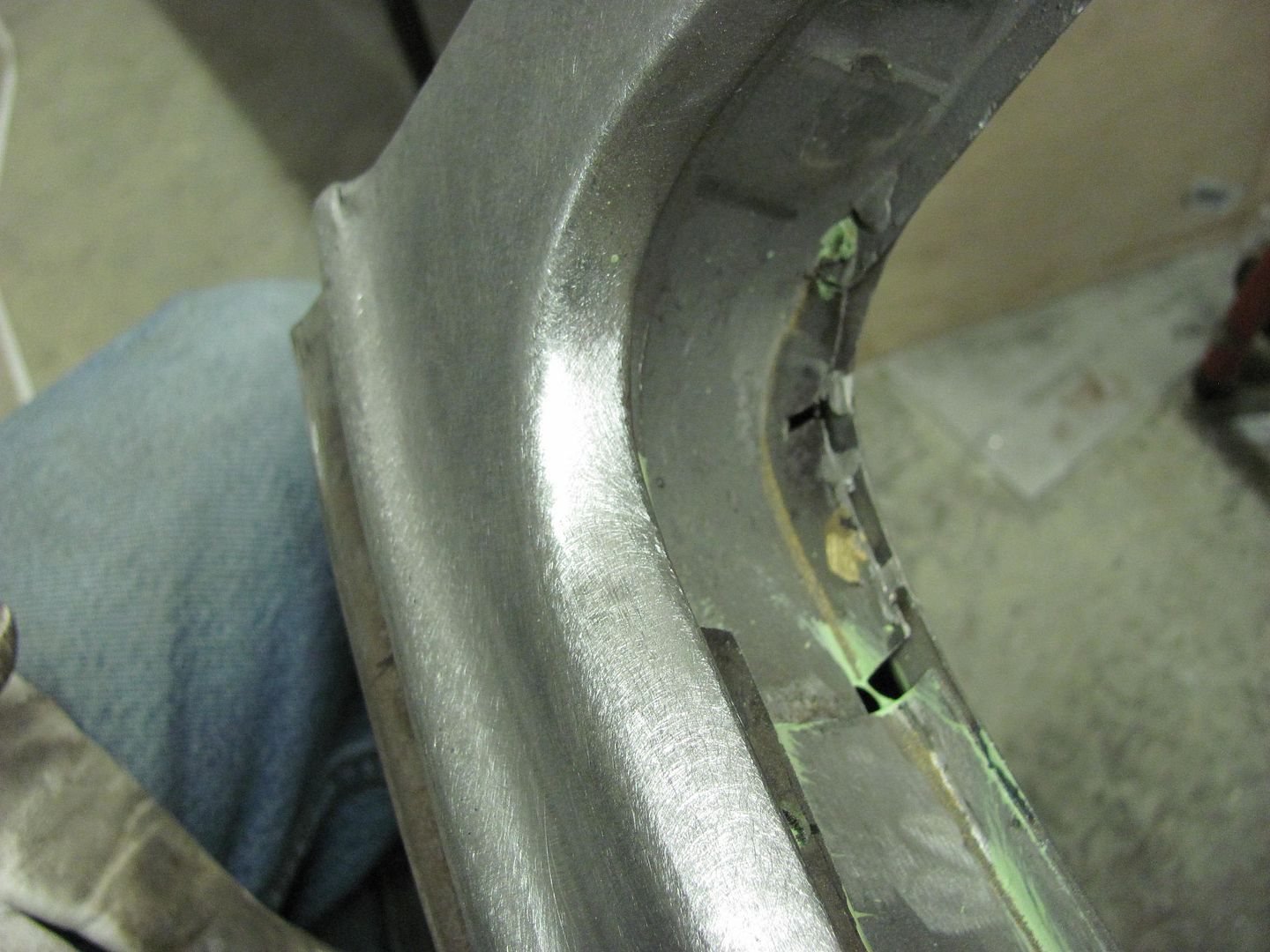 WHAT IS THE PROPER WAY TO WELD PATCH PANELS WITH A MIG